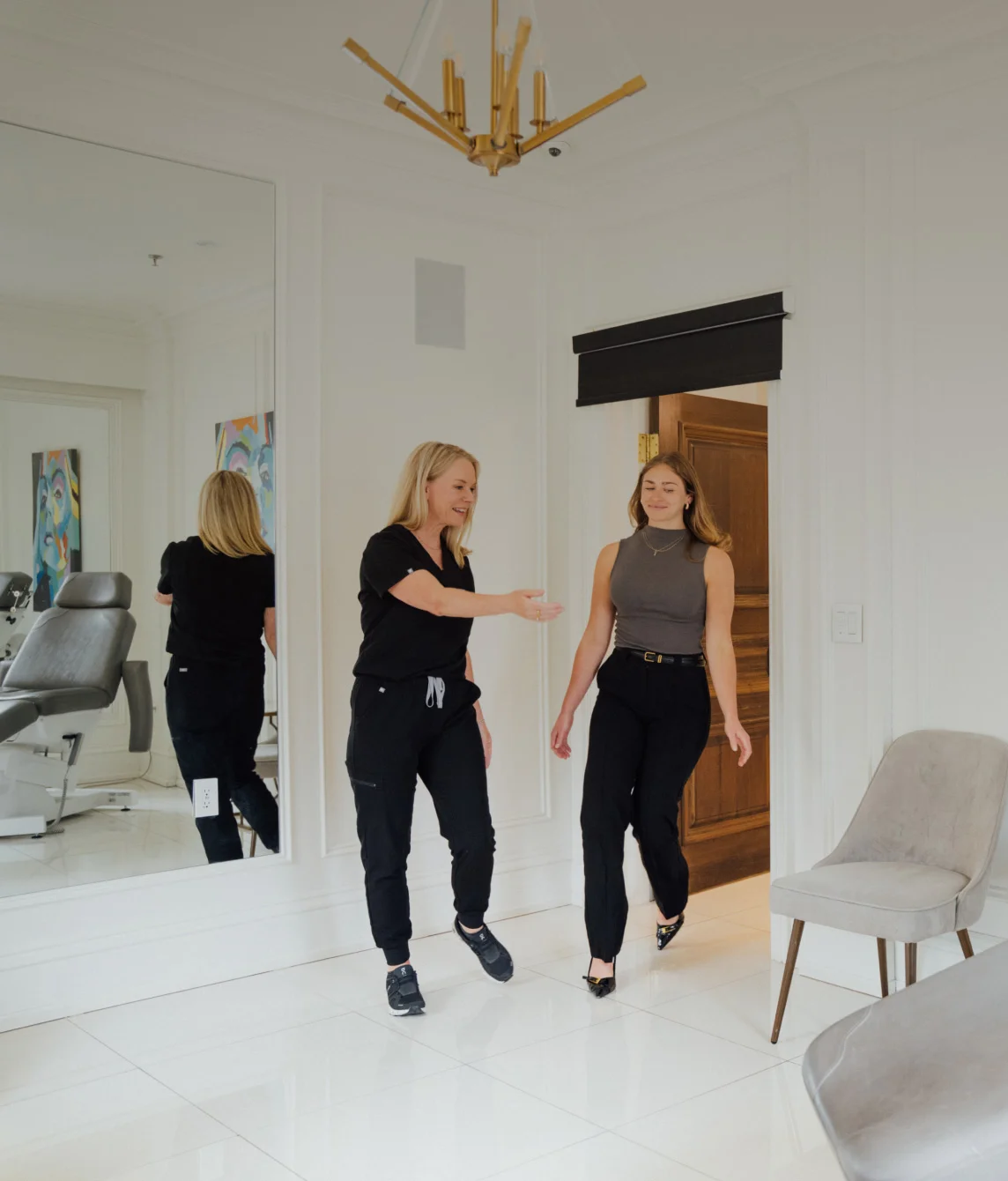 cosmetic-clinic-left